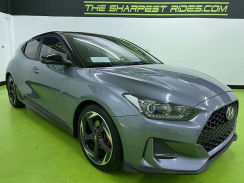 Used 2019 Hyundai Veloster Turbo Ultimate image 2