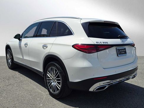 Used 2023 Mercedes-Benz GLC 300 4MATIC image 5
