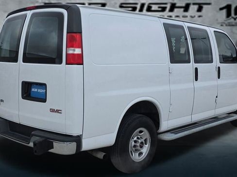 Used 2024 GMC Savana 2500 w/ Driver Convenience Package image 5