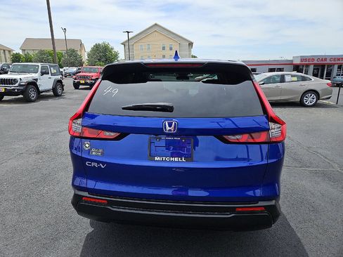Used 2023 Honda CR-V EX image 4