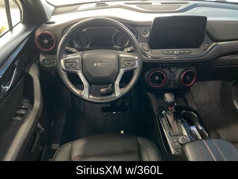 Used 2023 Chevrolet Blazer RS w/ Enhanced Convenience Package image 6