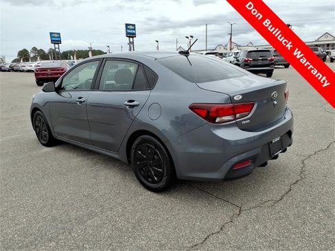 Used 2019 Kia Rio S image 3