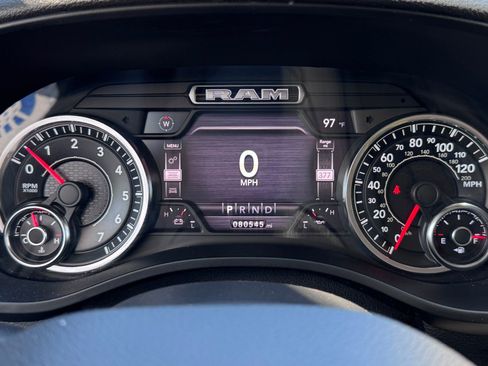 Used 2021 RAM 1500 Laramie image 21