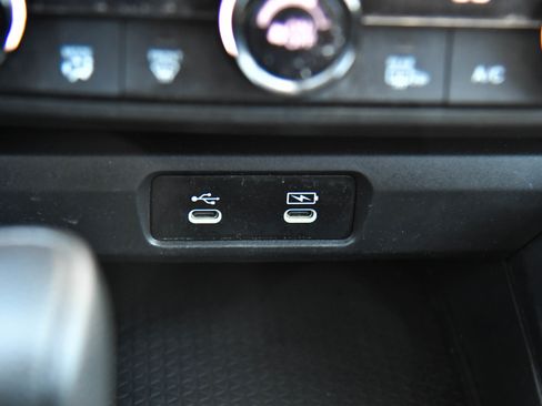 Used 2023 Honda Accord EX image 24