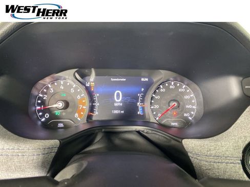 Used 2022 Jeep Compass Latitude w/ Convenience Group image 2