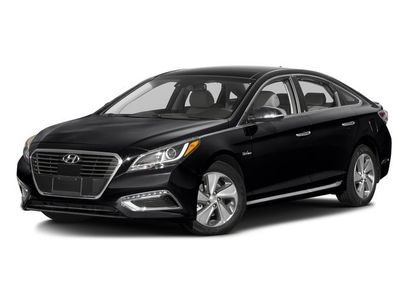 Used 2017 Hyundai Sonata Limited w/ Ultimate Package 02