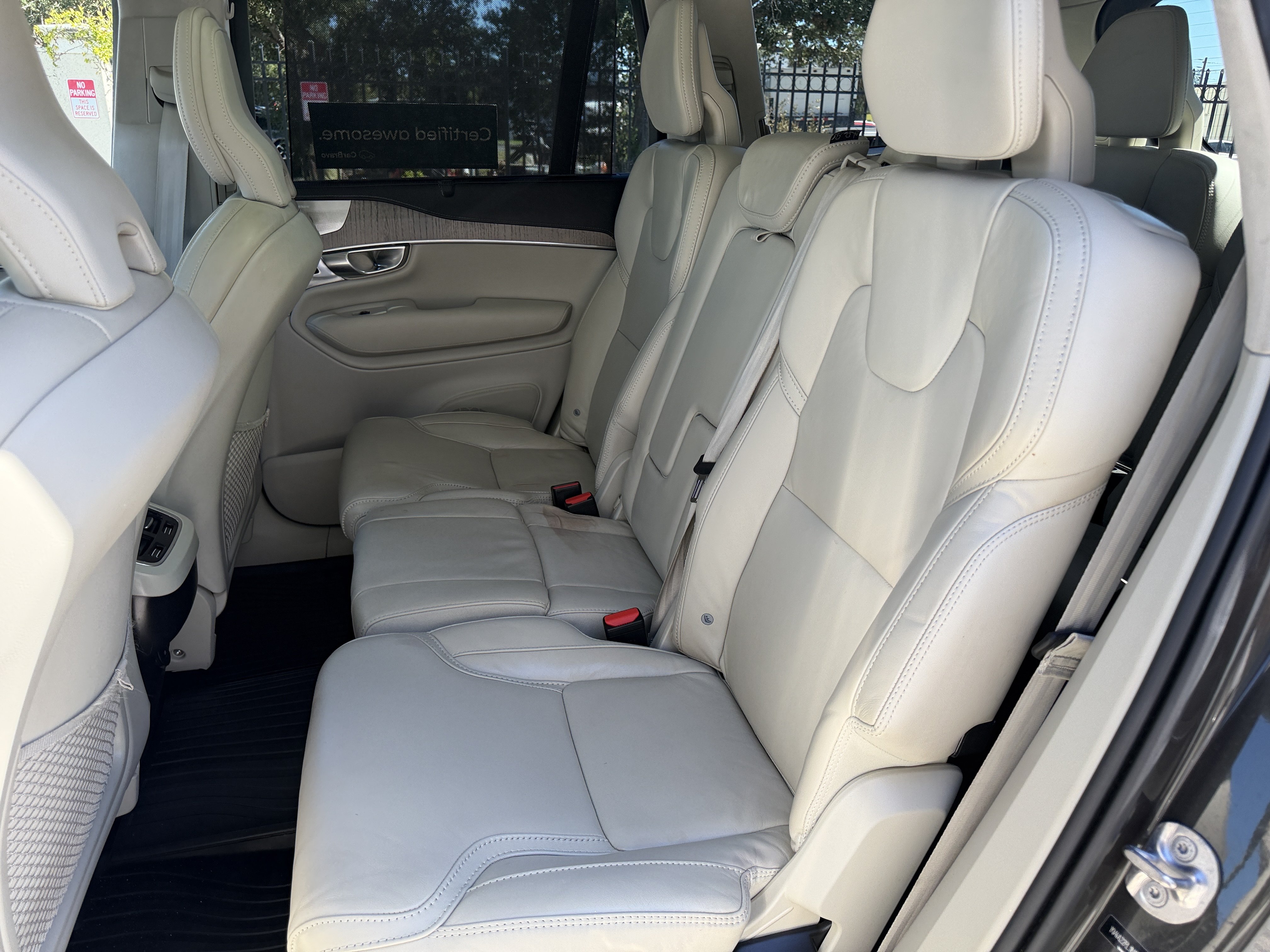 Used 2022 Volvo XC90 T6 Inscription w/ Lounge Package AWD/4WD image 19