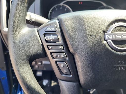 Certified 2025 Nissan Frontier SV AWD/4WD image 15