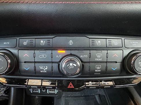 Certified 2021 Dodge Durango R/T w/ Blacktop Package AWD/4WD image 6