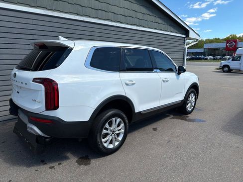 Used 2020 Kia Telluride LX FWD image 17