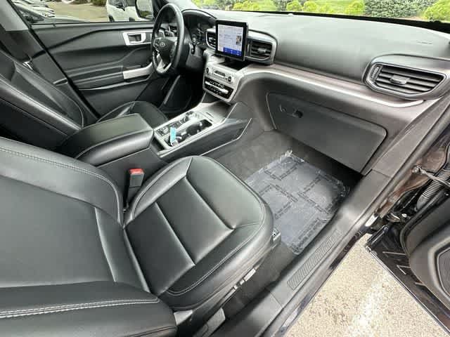 Used 2023 Ford Explorer XLT w/ Equipment Group 202A AWD/4WD image 20