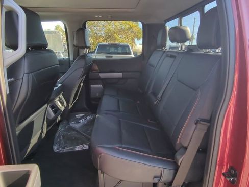 New 2025 Ford F250 Lariat w/ Chrome Package image 15