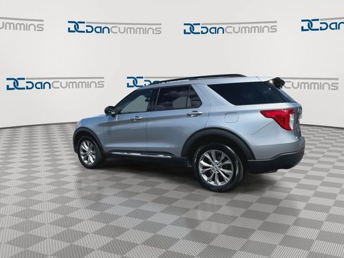 Used 2023 Ford Explorer XLT w/ Equipment Group 202A AWD/4WD image 6