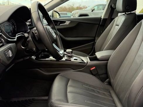 Used 2022 Audi A5 2.0T Premium Plus w/ Premium Plus image 16