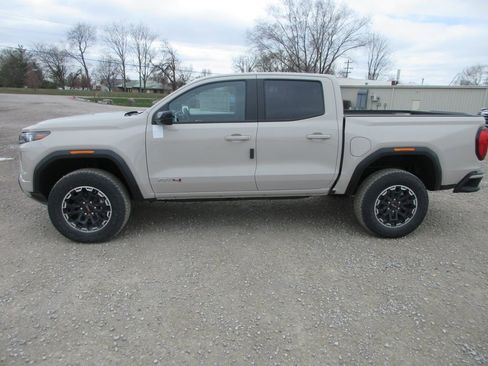 New 2026 GMC Canyon AT4 AWD/4WD image 9