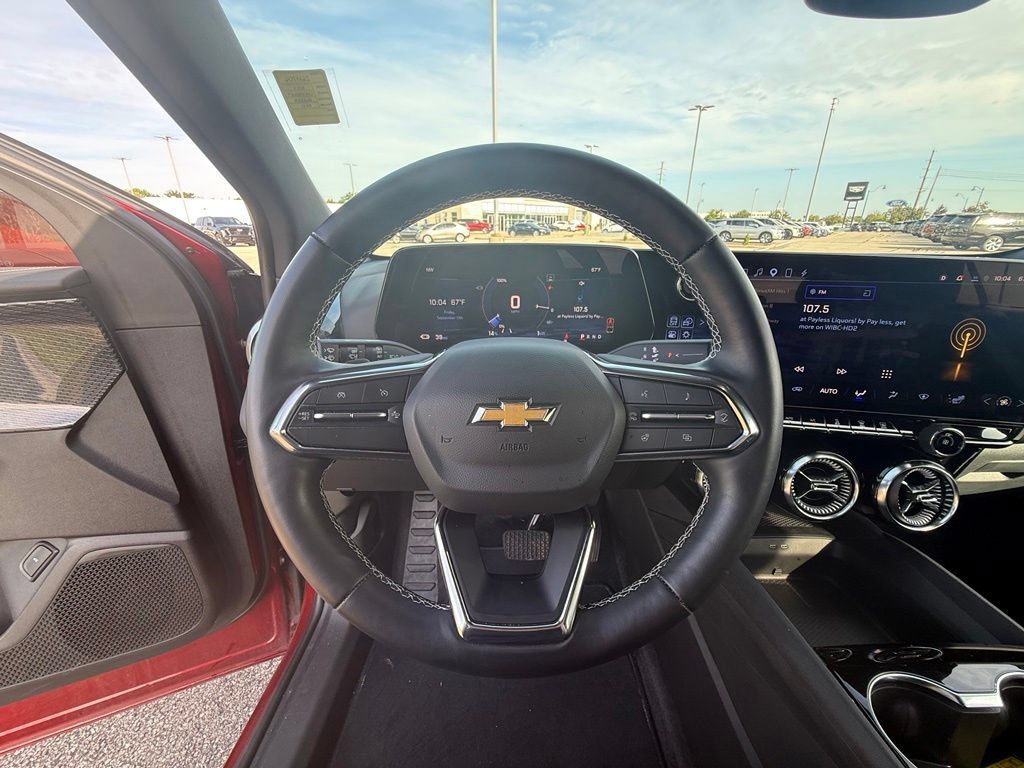 Used 2024 Chevrolet Blazer EV LT AWD/4WD image 19
