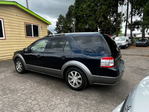 Used 2009 Ford Taurus X SEL FWD image 5