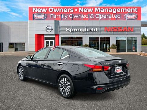 Certified 2023 Nissan Altima 2.5 SV image 6