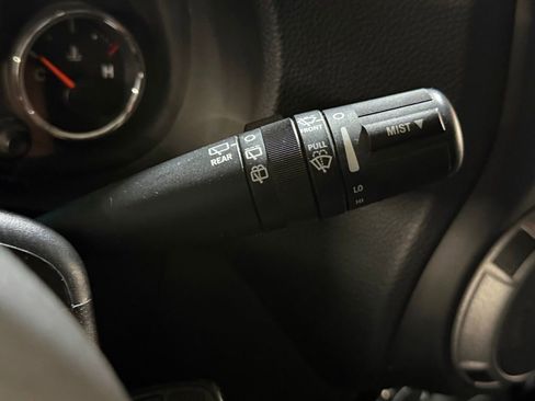 Used 2013 Jeep Wrangler Unlimited Sport AWD/4WD image 12