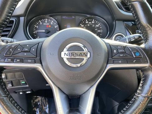 Used 2019 Nissan Rogue Sport SL AWD/4WD image 15