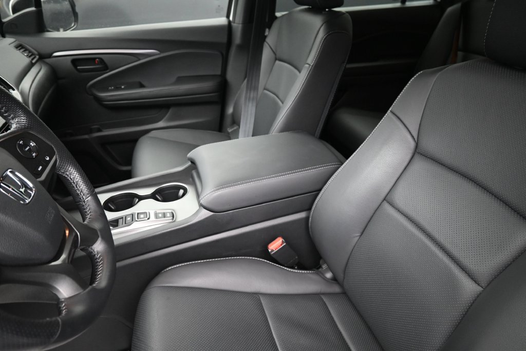 Used 2024 Honda Passport EX-L image 42