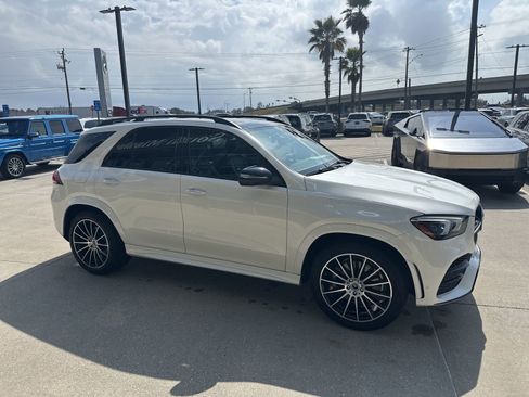 Used 2023 Mercedes-Benz GLE 450 4MATIC image 4
