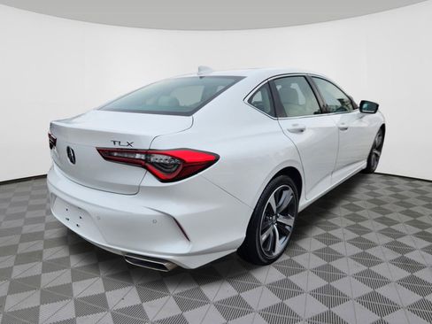 Certified 2025 Acura TLX w/ Technology Package image 4