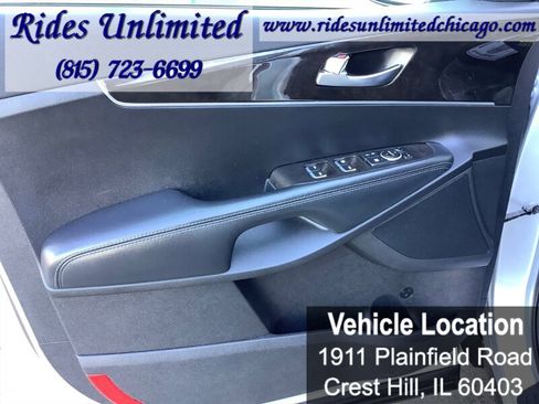 Used 2018 Kia Sorento LX image 11