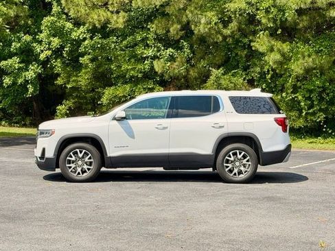 Used 2021 GMC Acadia SLE FWD image 3