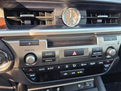 Used 2016 Lexus ES 350 w/ Navigation System Package FWD image 15