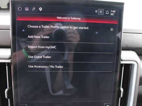 Used 2025 GMC Yukon Denali w/ Sun & Power Step Package image 22