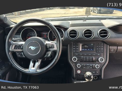 Used 2018 Ford Mustang Coupe image 30