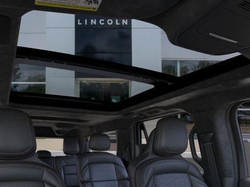 New 2026 Lincoln Navigator L Black Label image 22