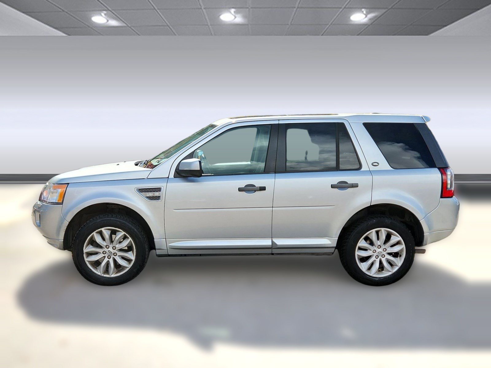 Used 2012 Land Rover LR2 HSE AWD/4WD image 6