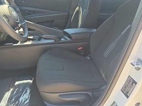 New 2026 Hyundai Elantra Sport FWD image 14
