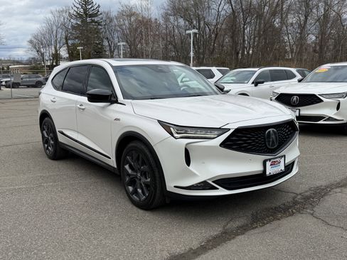 Used 2023 Acura MDX A-Spec image 3
