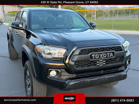 Used 2021 Toyota Tacoma TRD Off-Road w/ Technology Package AWD/4WD image 1