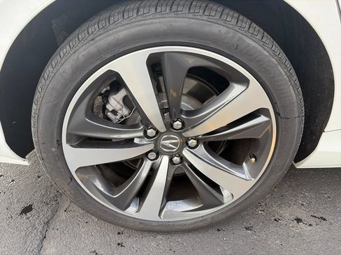 Used 2025 Acura TLX w/ Technology Package FWD image 9