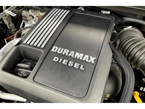 Used 2024 Chevrolet Silverado 1500 High Country w/ Technology Package image 32