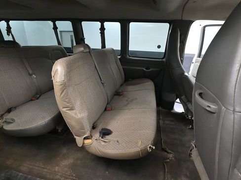 Used 2017 Chevrolet Express 3500 LT w/ LT Preferred Equipment Group image 32