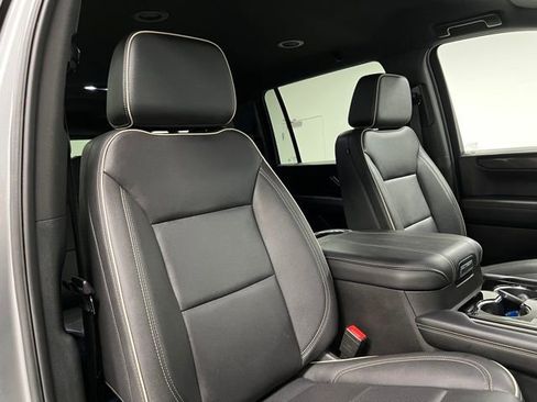 Used 2025 GMC Yukon XL Elevation AWD/4WD image 60