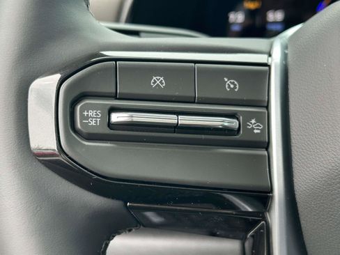 New 2026 Chevrolet Colorado ZR2 w/ Technology Package AWD/4WD image 20