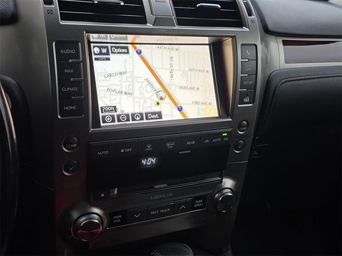 Used 2015 Lexus GX 460 image 25