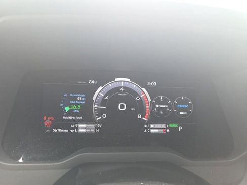 Used 2023 Toyota Sequoia Platinum AWD/4WD image 9