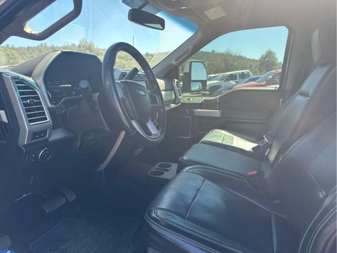Certified 2017 Ford F250 Lariat w/ Lariat Value Package AWD/4WD image 11