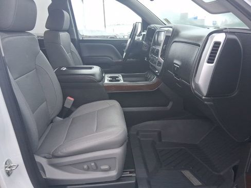 Used 2018 GMC Sierra 1500 SLT image 16