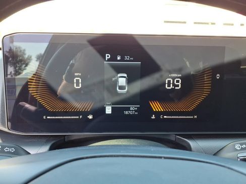 Used 2025 Kia K4 FWD image 16