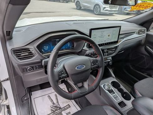 Certified 2023 Ford Escape ST-Line Select w/ Tech Pack #2 AWD/4WD image 8