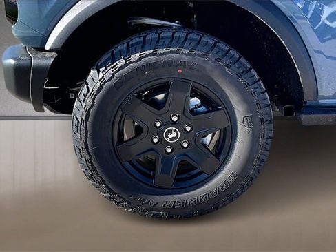 New 2025 Ford Bronco Big Bend w/ Black Diamond Package image 11