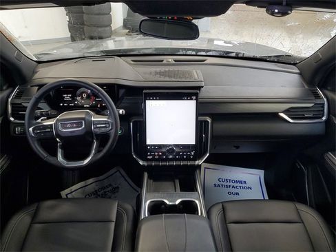 Used 2024 GMC Acadia Elevation w/ LPO, Floor Liner Package image 27